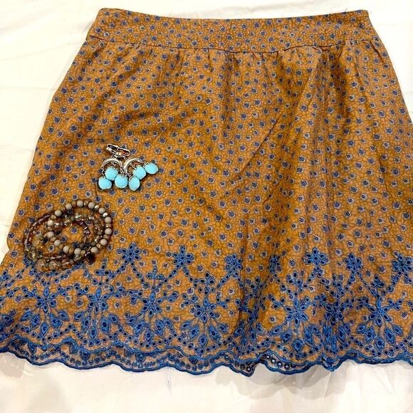 TCEC 100% cotton eyelet scalloped skirt - Picture 1 of 7